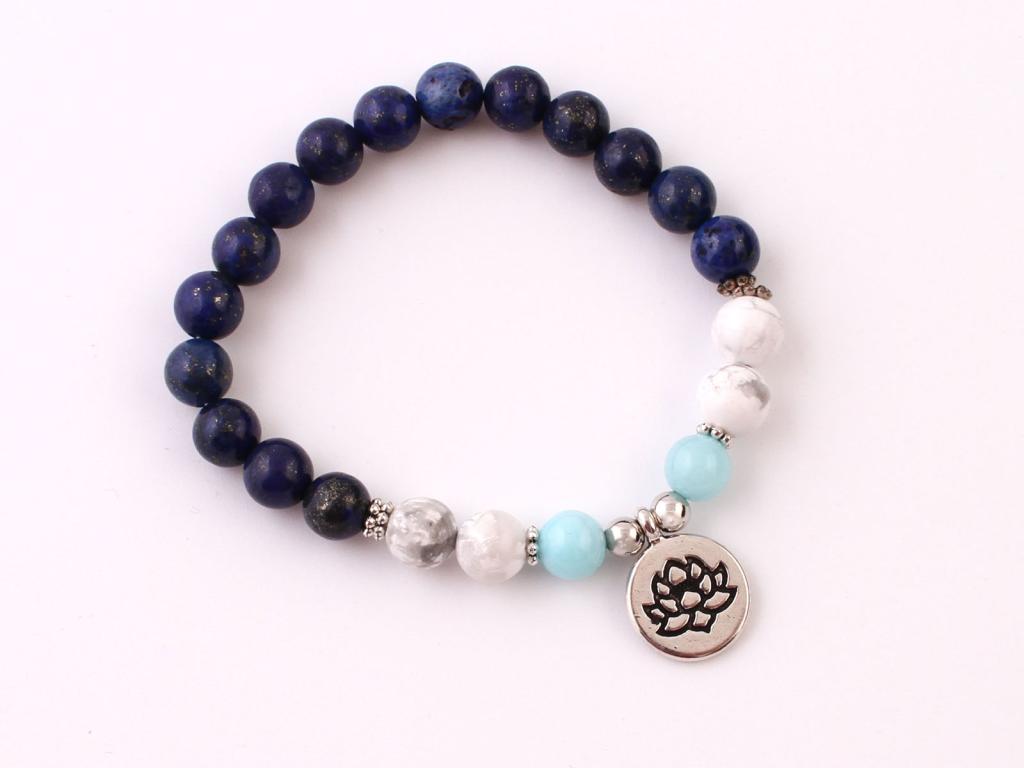 Náramek Lotosový květ sodalit a howlite 
